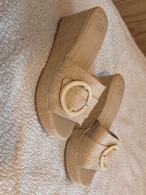Woven Buckle Platform Slide Sandals - Natural Tan